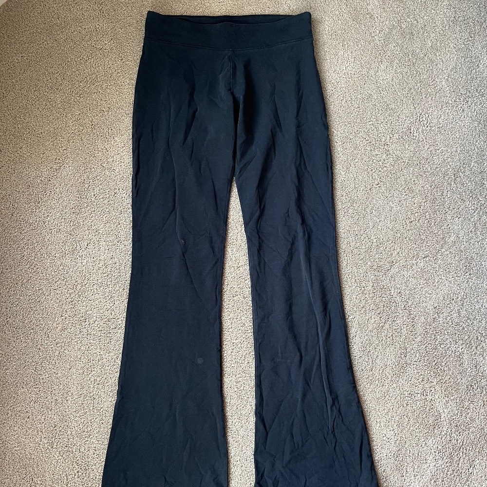 Bella Black Flare Leggings Size M